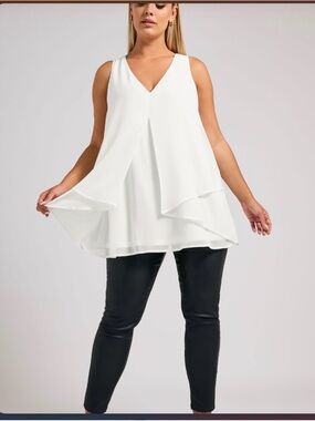 Green Envelope white Sleeveless Lined Tulip Hem Flowy Summer top